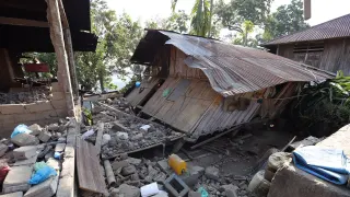 Gempa Susulan di NTT Tembus 8.794 Kali