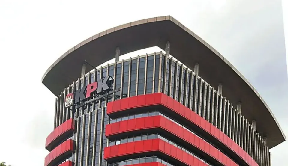 KPK Gelar OTT di Pemalang, Bupati Anom Widiyantoro Turut Diamankan