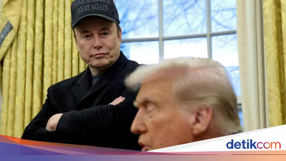 Gelombang Pemangkasan Anggaran Federal AS di Tangan DOGE dan Elon Musk