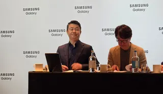 Adopsi AI di Asia Tenggara Melonjak Tajam Lewat Ponsel Lipat Terbaru Samsung