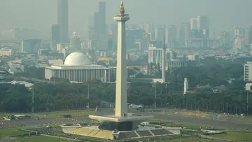 Pramono Sebut Modifikasi Cuaca Tekan Polusi Jakarta Terhambat Ketiadaan Awan