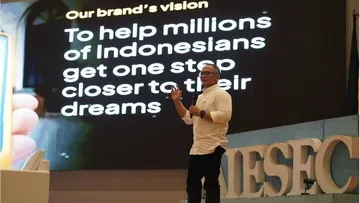 Manusia dan AI, Dua Kekuatan di Balik Basis Teknologi Bank Jago