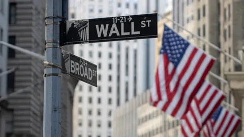 Dow Jones dan S&P 500 Tembus Rekor Tertinggi Baru, Apa Pemicu Utamanya?