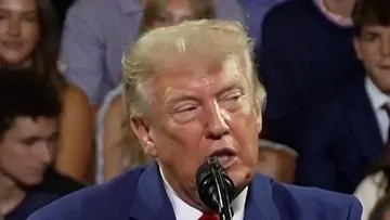 Guncangan Tarif Trump di Balik Denda Miliaran Dolar untuk Google