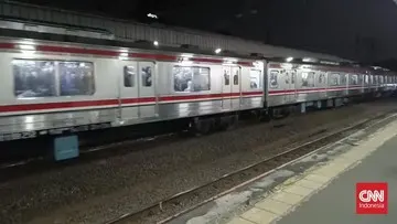 KAI Commuter Buka Suara soal Siswi Tewas Tertemper KRL di Jurangmangu