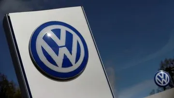 Serbuan Mobil Listrik China Picu Volkswagen PHK 100 Ribu Karyawan