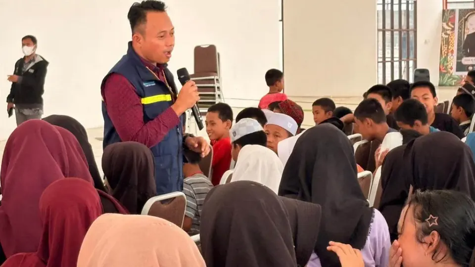 Kemensos Jaga Kesehatan Murid Sekolah Rakyat di Tengah Karhutla