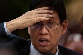 Pemerintah Resmi Tunda Pajak E-Commerce dan Pastikan Gaji Manajer Kopdes Setara UMP