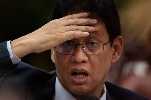 Pemerintah Resmi Tunda Pajak E-Commerce dan Pastikan Gaji Manajer Kopdes Setara UMP