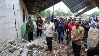Kementrans Salurkan Bantuan Rp200 Juta untuk Rehabilitasi MI Al-Ikhtiar NTT
