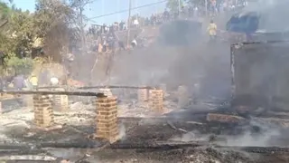 Api Melahap Rumah Ijuk di Kasepuhan Ciptamulya, 70 Hunian Rata dengan Tanah dalam Hitungan Jam