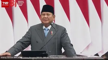 Prabowo Ungkap Menteri Kabinet Merah Putih Bekerja Keras hingga Masuk Rumah Sakit