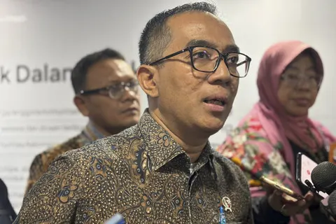 Mendiktisaintek Evaluasi Penerimaan Mahasiswa Baru Usai Rektor Unsoed Terseret Kasus KPK