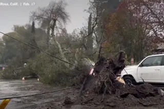 Badai Sungai Atmosfer Terjang California, Status Darurat Ditetapkan di Delapan Kabupaten